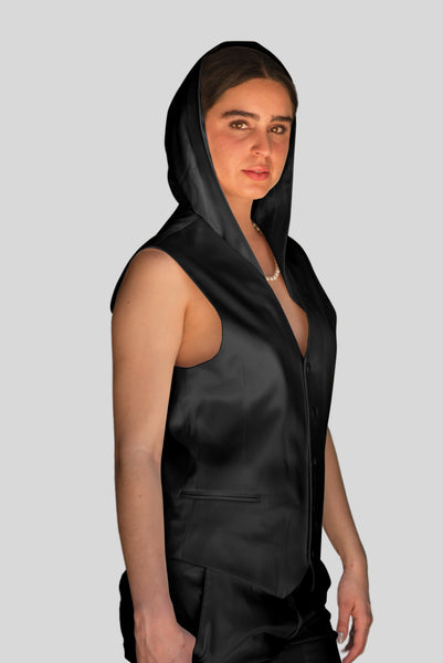 Hooded Vest L&A Black