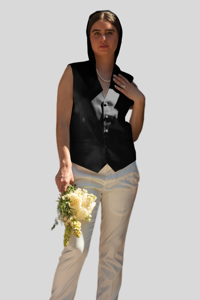 Hooded Vest L&A Black