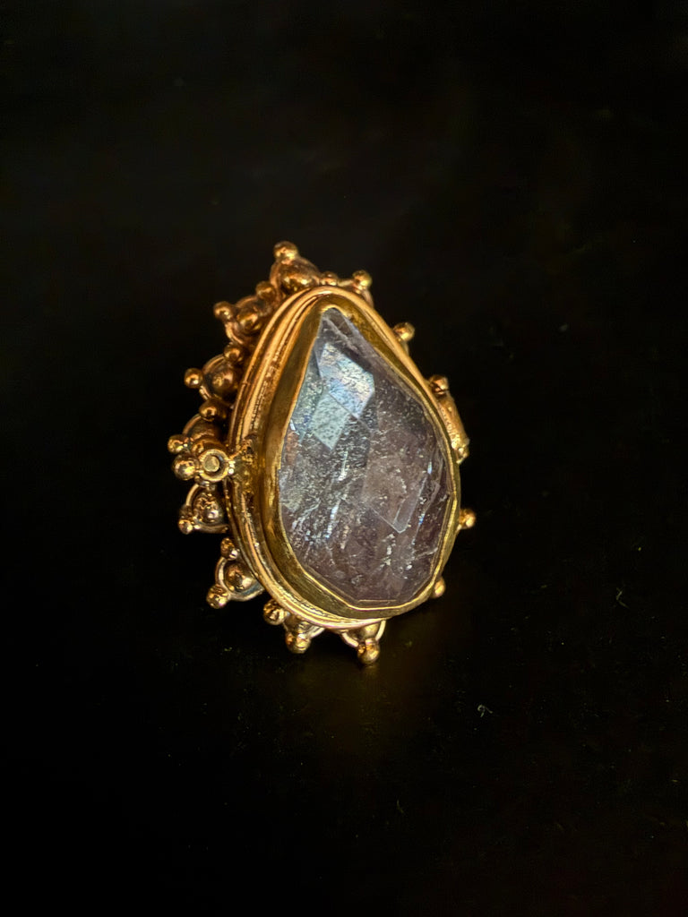 Clear Quartz Tear Drop Locket Ring (Gold)