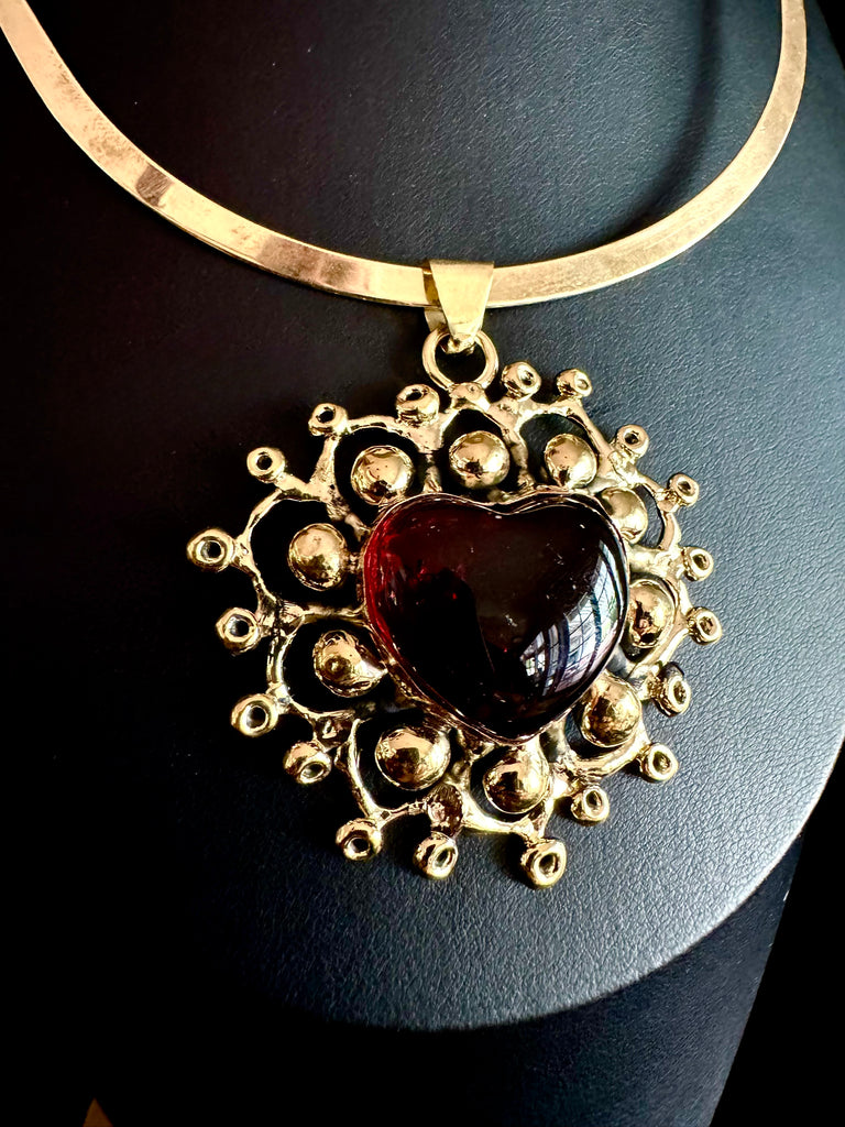 Red Vibrating Heart