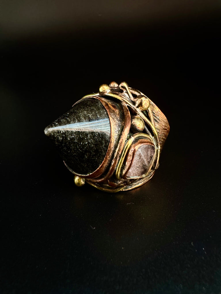 Obsindian Point Copper Ring