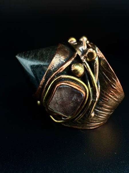 Obsindian Point Copper Ring