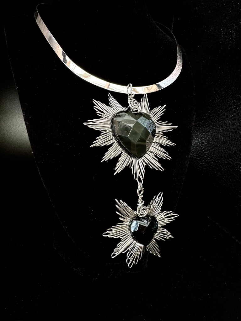 United Hearts Faceted Obsidan Necklace Silver