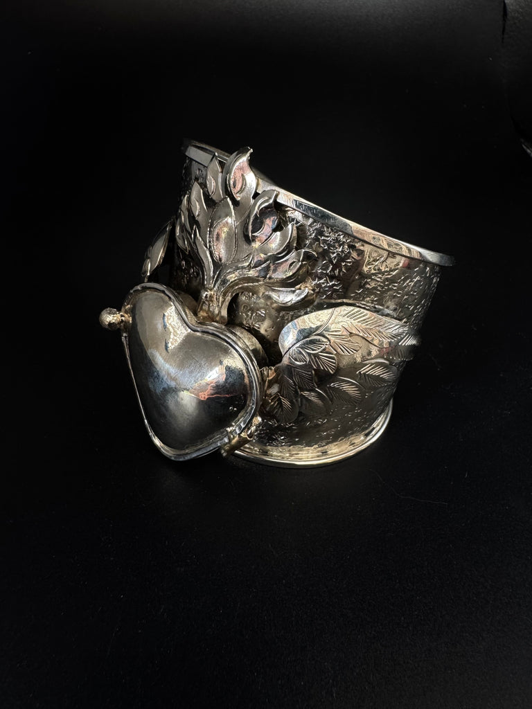 Silver Sacred Heart Locket bracelet Silver