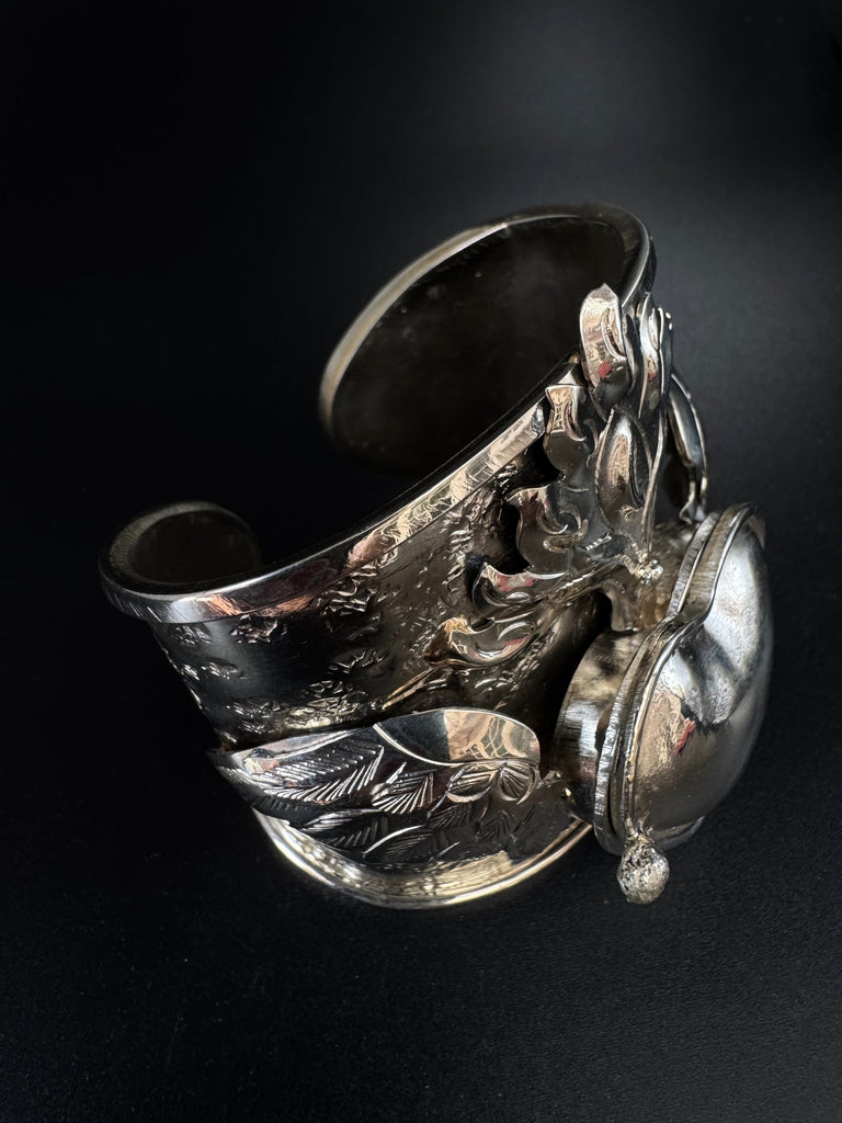 Silver Sacred Heart Locket bracelet Silver