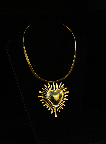 Radiating love Necklace