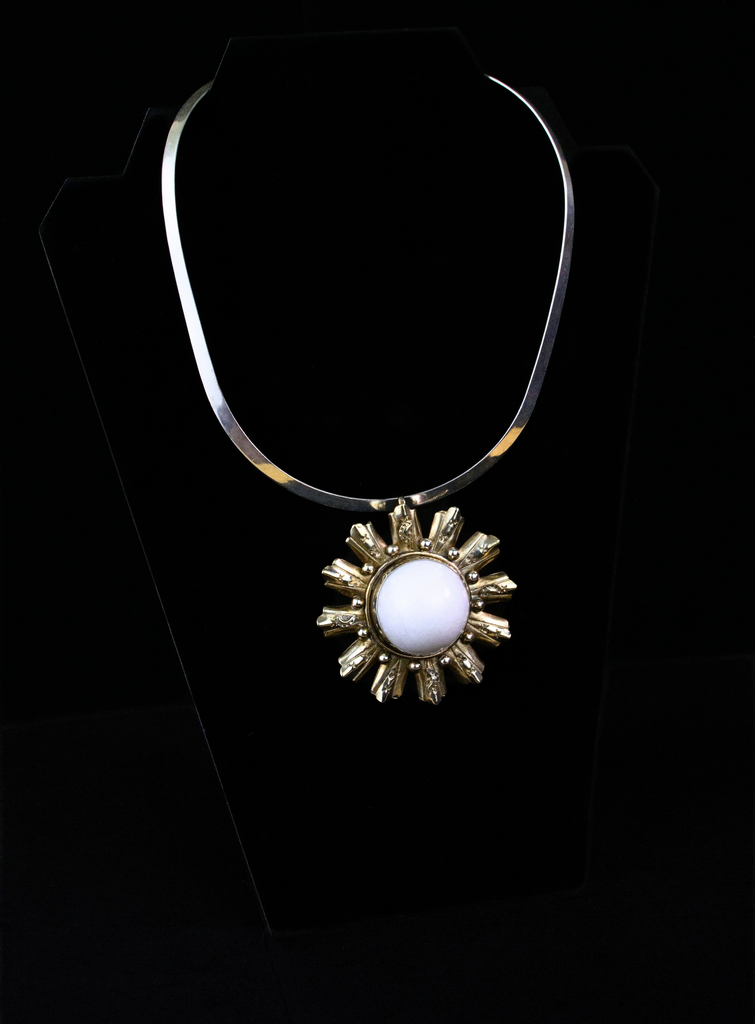 Silver Fullmoon with Large Milky Quartz