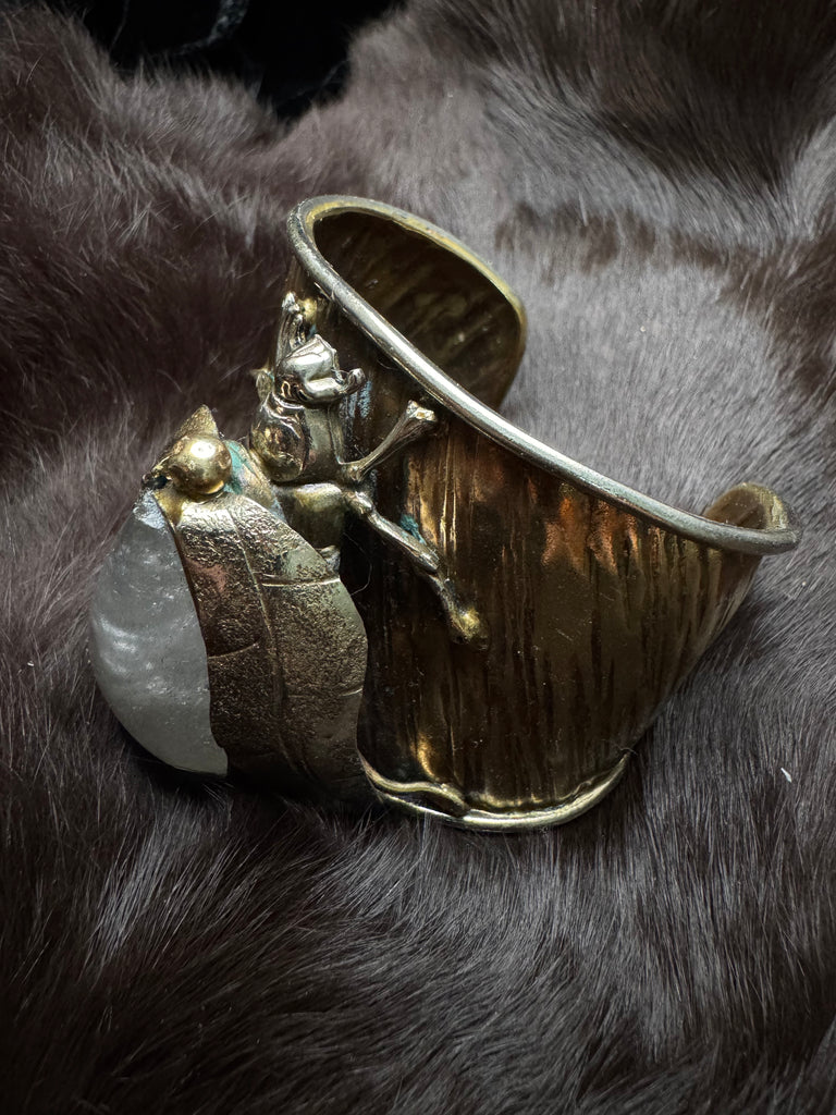 Scarab Beetle Tear Drop Quartz Garden Bracelet